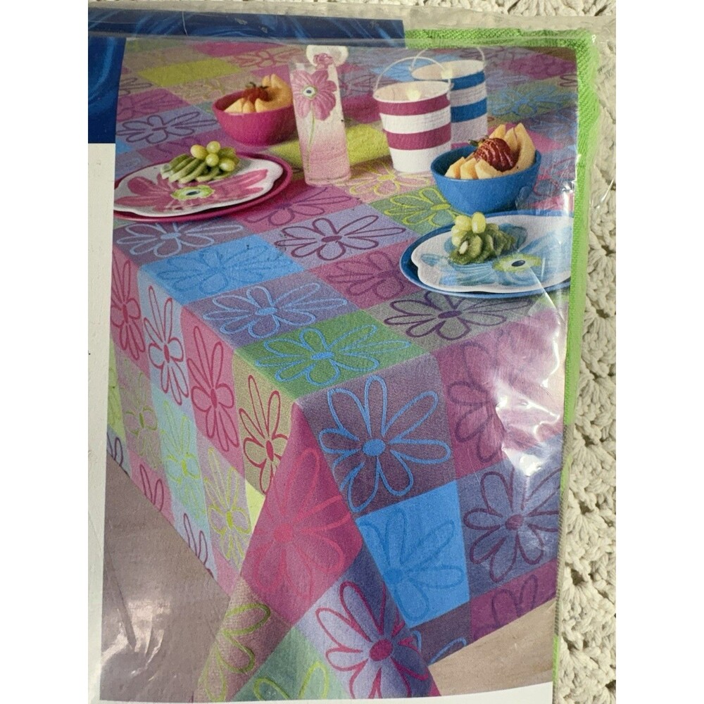 NEW JC Penney 60x84" Oblong Tablecloth Daisy Check Floral Cotton